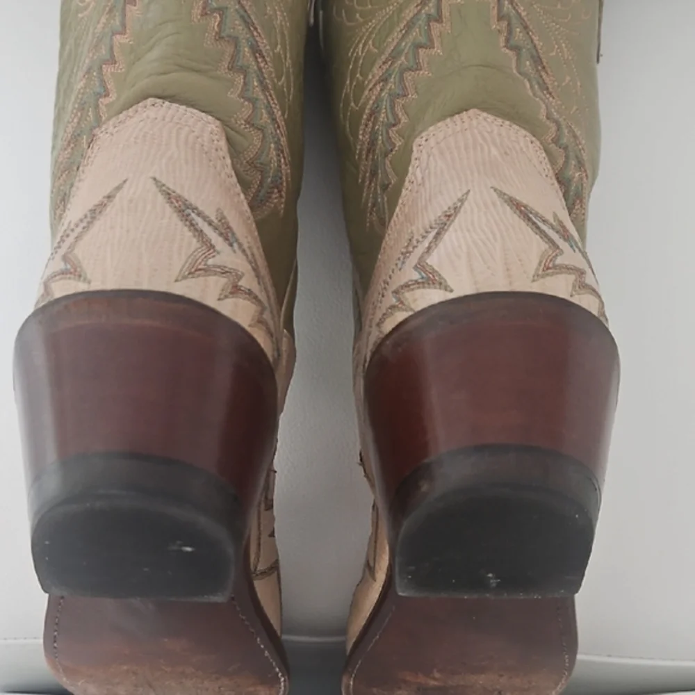 Lucchese Vintage Women's 1183 Exotic Cowboy Boots - Picture 7 of 15